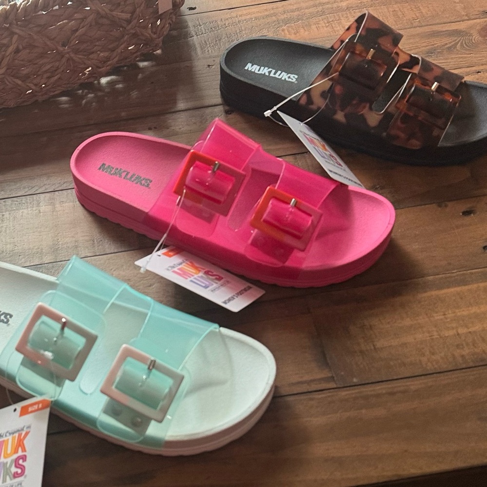 New in  Box - Muk Luks Pink Jelly Double-Buckle Slide Sandals - Picture 8 of 8